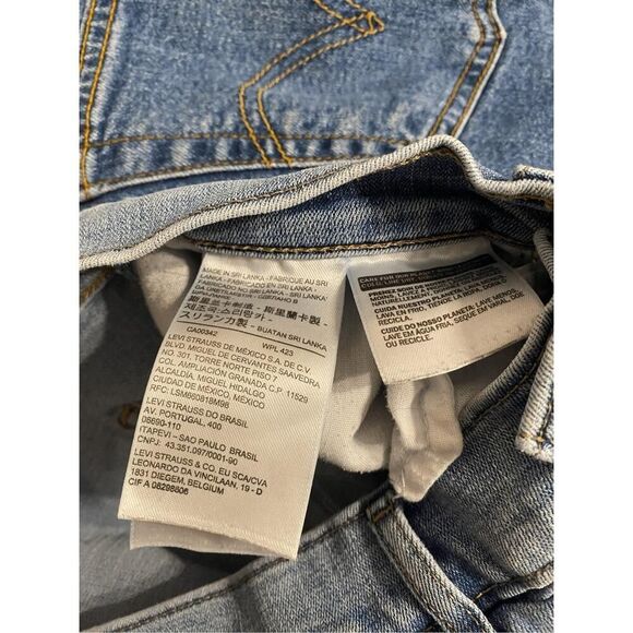 Levis size 30 blue classic crop jeans denim womens pants - Picture 6 of 6